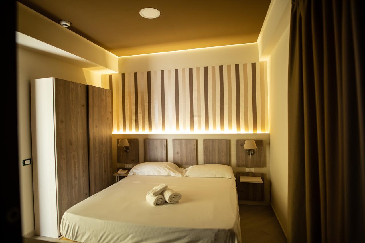 Hotel Cliche Сан-Лючидо Экстерьер фото